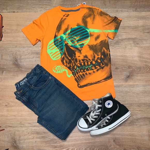 Boys Halloween skull shirt size 8 - Picture 1 of 1